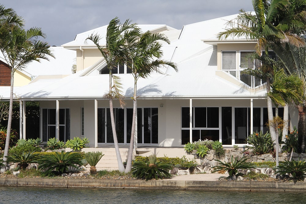 Property Management of Luxury Waterfront home in Mermaid Waters maximising rental income